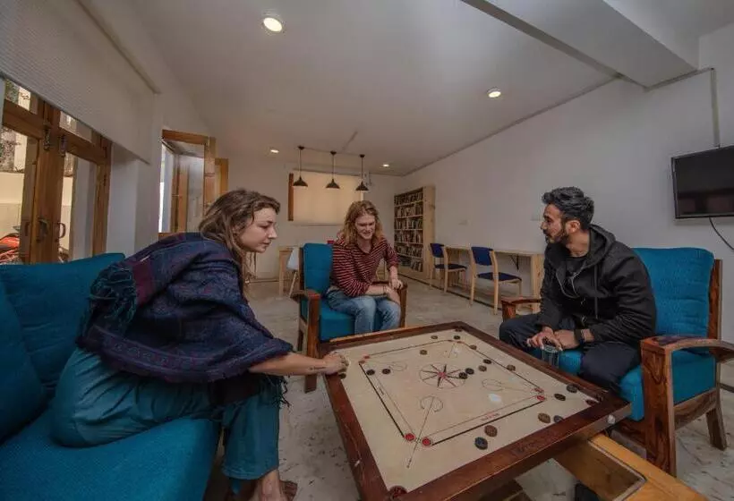 Ree Hostel