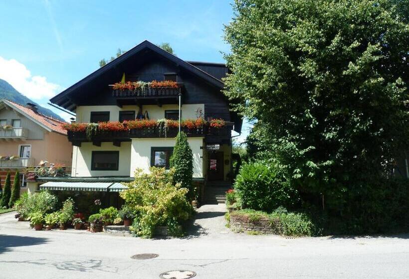 مبيت وإفطار Gaestehaus Staats