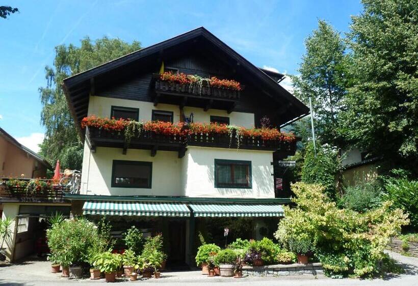 مبيت وإفطار Gaestehaus Staats