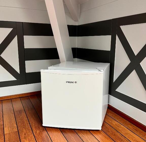 تختخواب و صبحانه La Borzeux