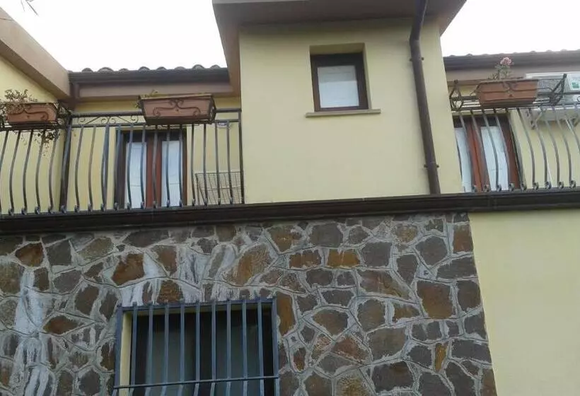 ホテル Agriturismo Torre Rinusa