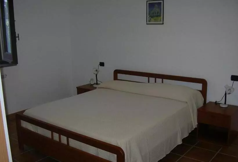 ホテル Agriturismo Torre Rinusa