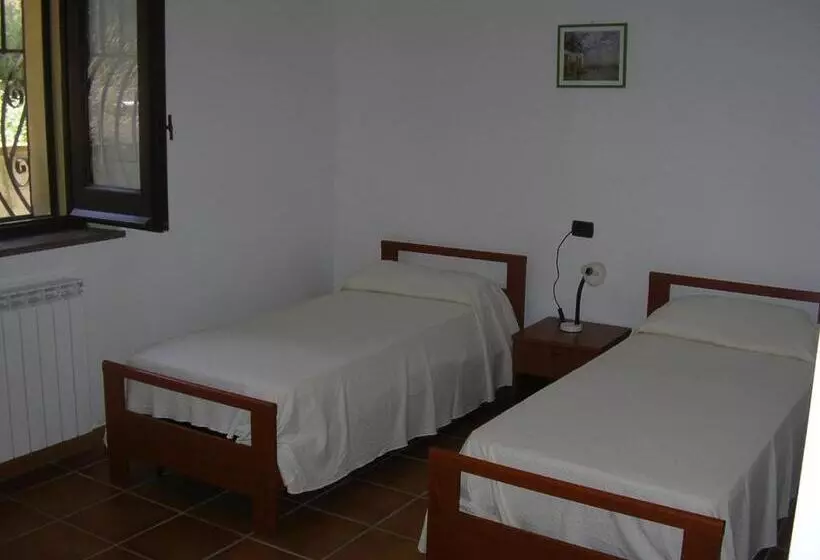 ホテル Agriturismo Torre Rinusa