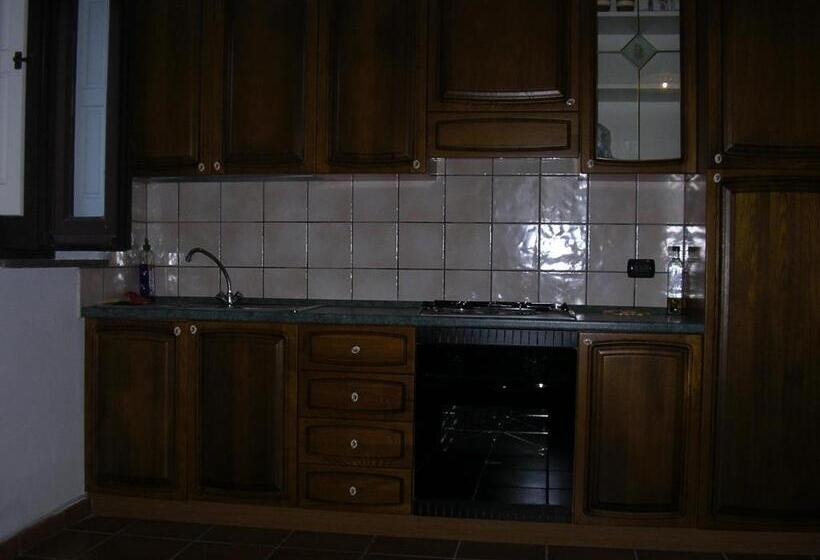 Отель Agriturismo Torre Rinusa