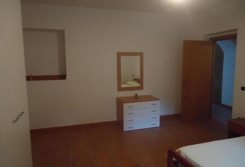 Отель Agriturismo Torre Rinusa