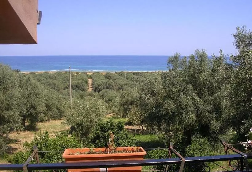 ホテル Agriturismo Torre Rinusa