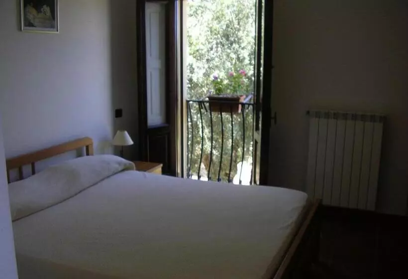 ホテル Agriturismo Torre Rinusa