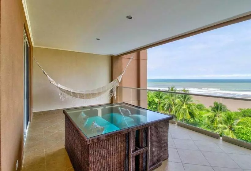 Hotelli Breakwater Point 602