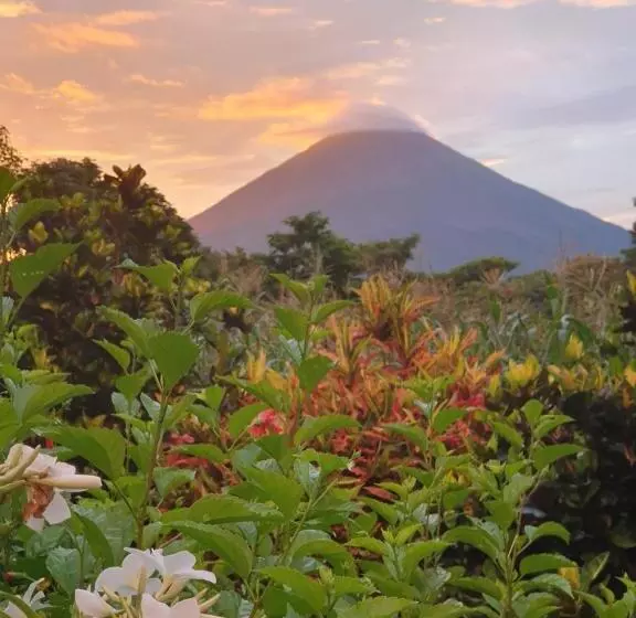 Hotelli El Encanto Garden