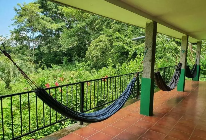 Hotelli El Encanto Garden