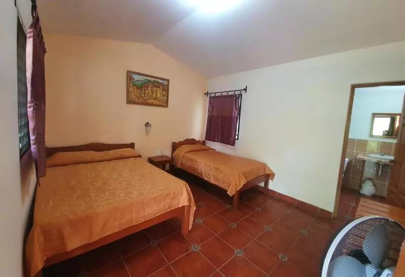 Hotelli El Encanto Garden