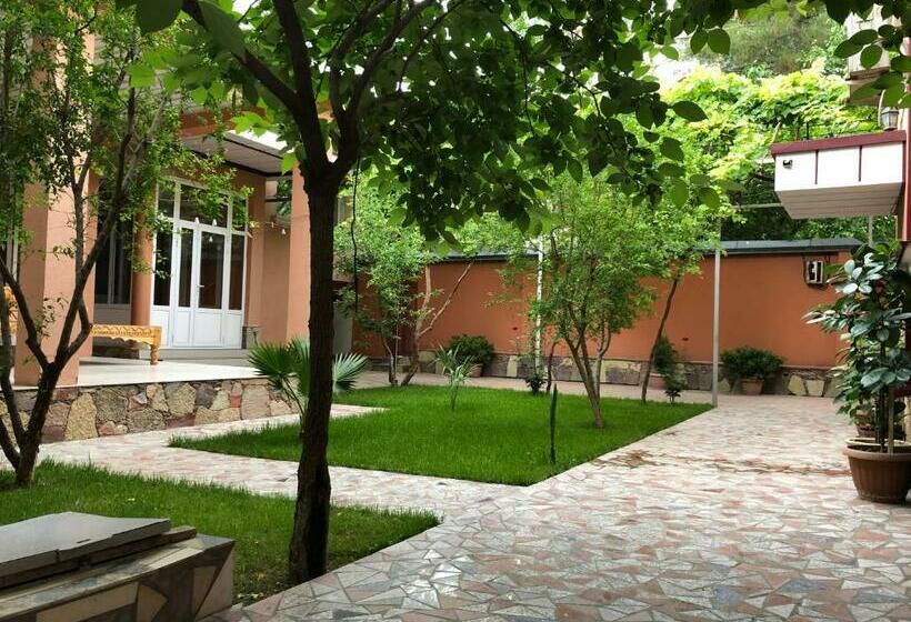 Отель Matin On Moskovskay