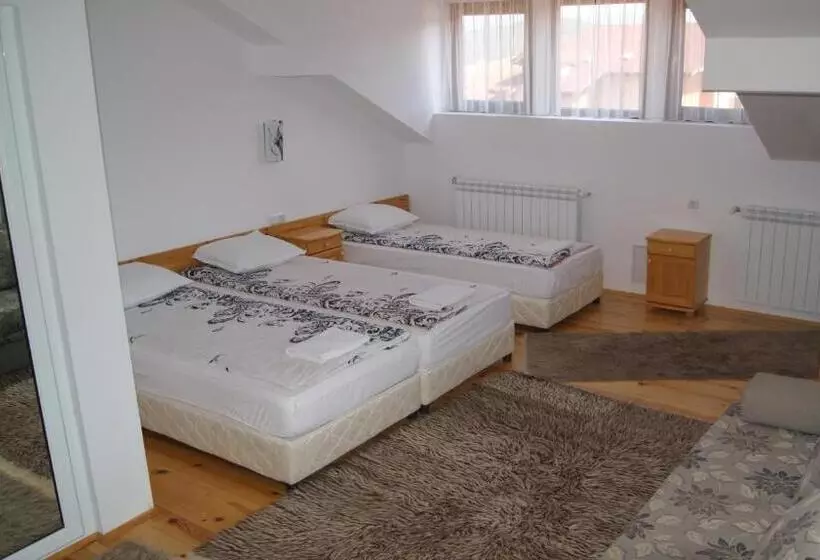 Majatalo Guest House Garbevi