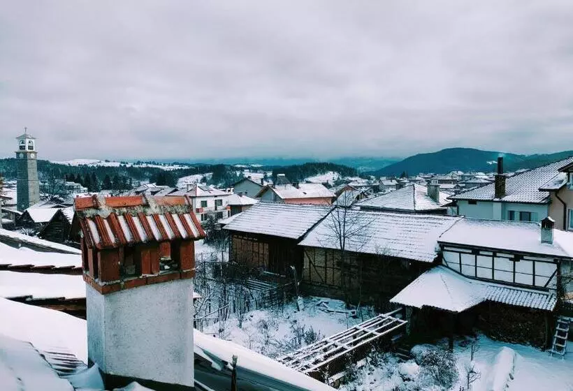 Majatalo Guest House Garbevi