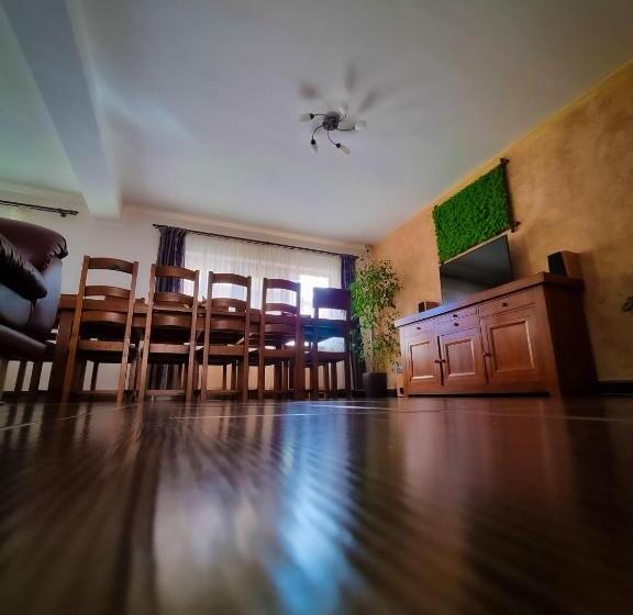 پانسیون Vila Alex