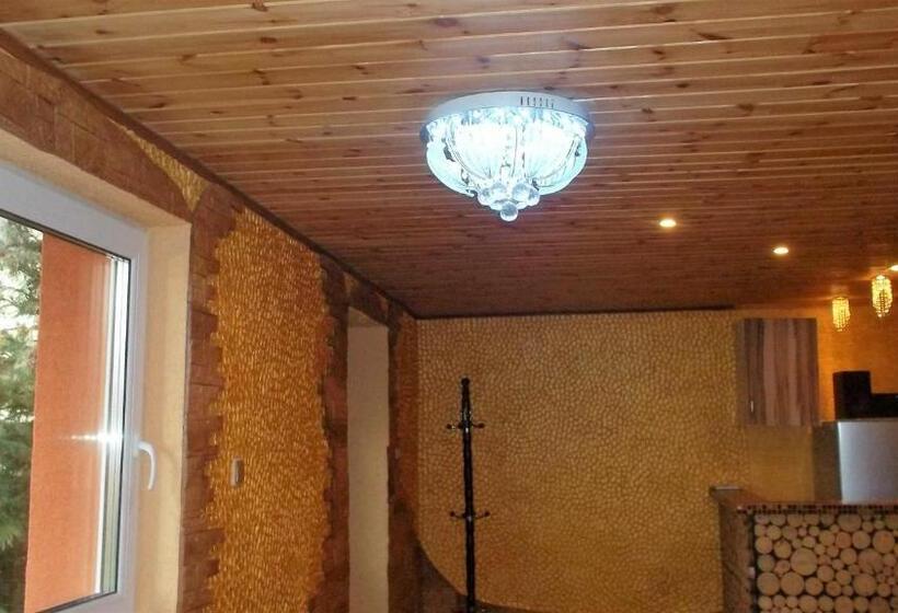 پانسیون Zelta Pirts Guest House