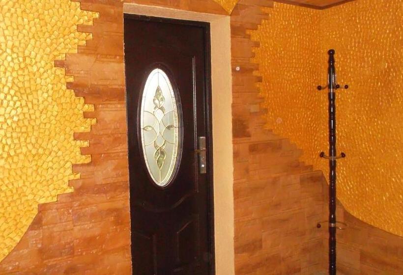 پانسیون Zelta Pirts Guest House