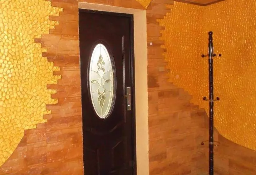 پانسیون Zelta Pirts Guest House