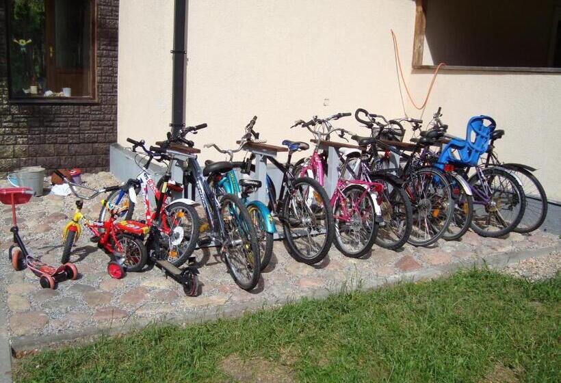 پانسیون Zelta Pirts Guest House