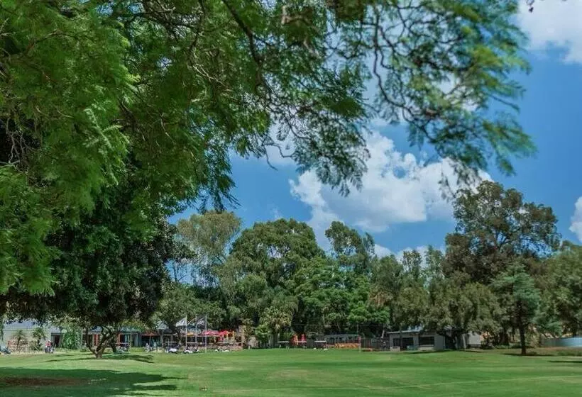 Serene Luxury Retreat In Cullinan