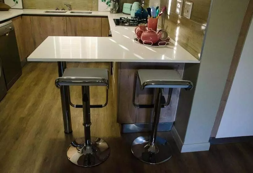 Serene Luxury Retreat In Cullinan