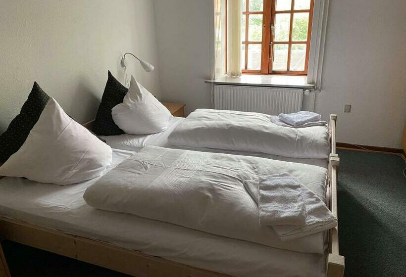 مبيت وإفطار Højer