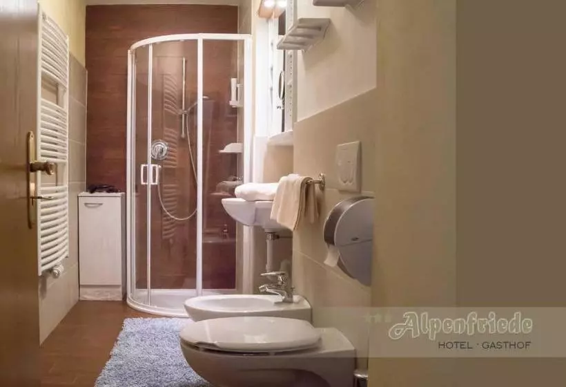 ホテル Alpenfriede