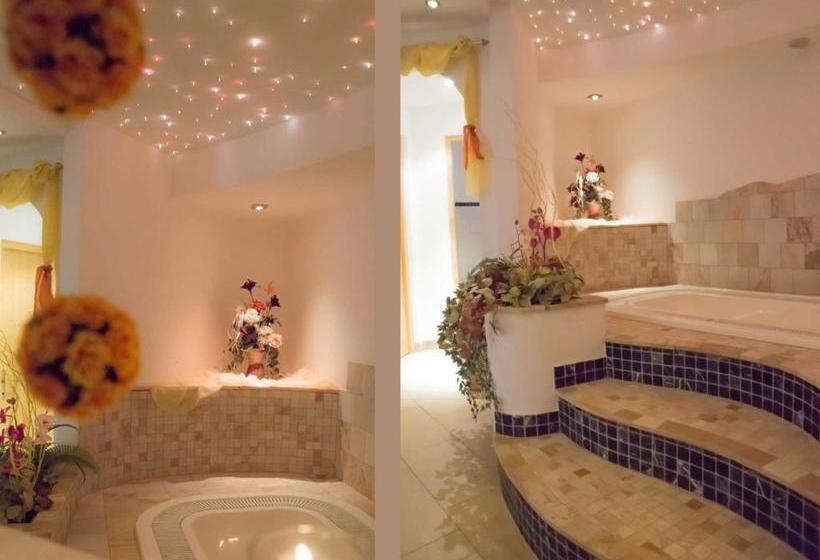 Отель Alpenfriede