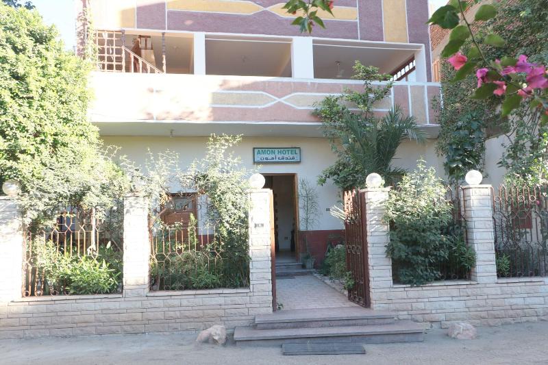 هتل Amon