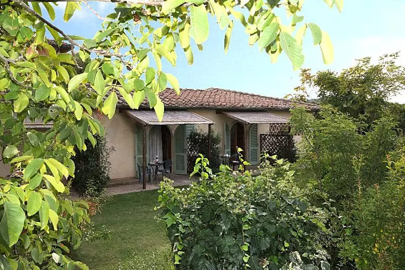 Отель Antico Borgo Il Cardino