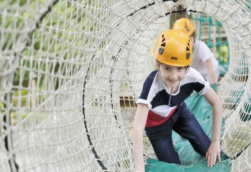 호텔 Center Parcs Les Bois-francs