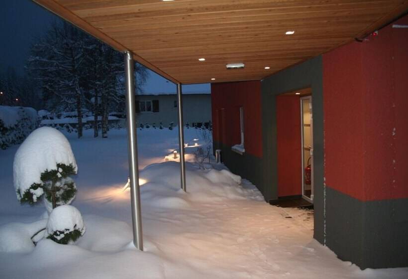 Отель Hôtel Les Perce Neige