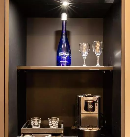 هتل Logis Hôtel Restaurant Du Mouton