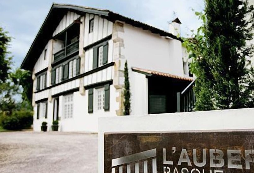 בית מלון כפרי L Auberge Basquerelais & Chateaux