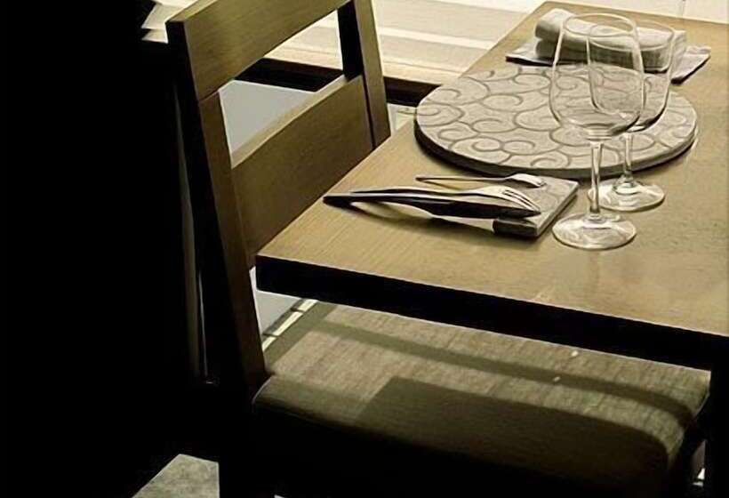 בית מלון כפרי L Auberge Basquerelais & Chateaux