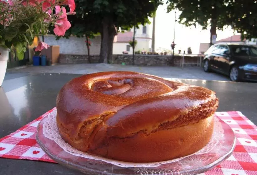 בית מלון כפרי La Fontana