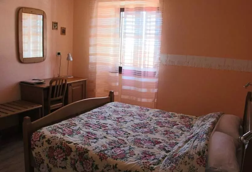 בית מלון כפרי La Fontana