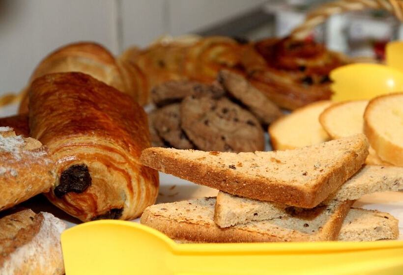 هتل Logis Hôtel Le Central