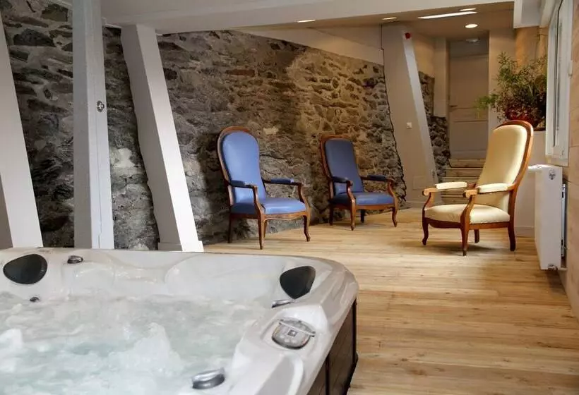 Hotel Logis Hôtel Le Central