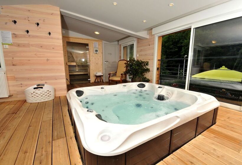 هتل Logis Hôtel Le Central