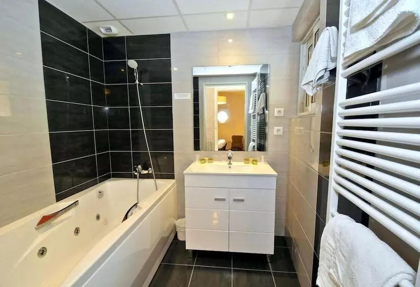 Hotel Logis Hôtel Le Central