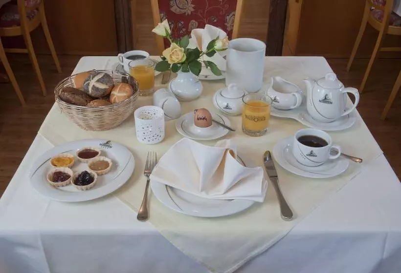 Panoramahotel & Restaurant Am Marienturm