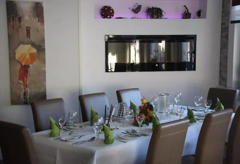 فندق Restaurant Jagdhaus Heede