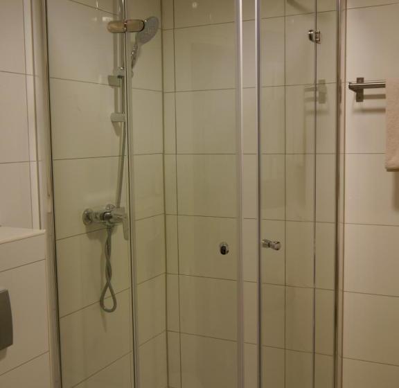 酒店 Ruhrstadtarena