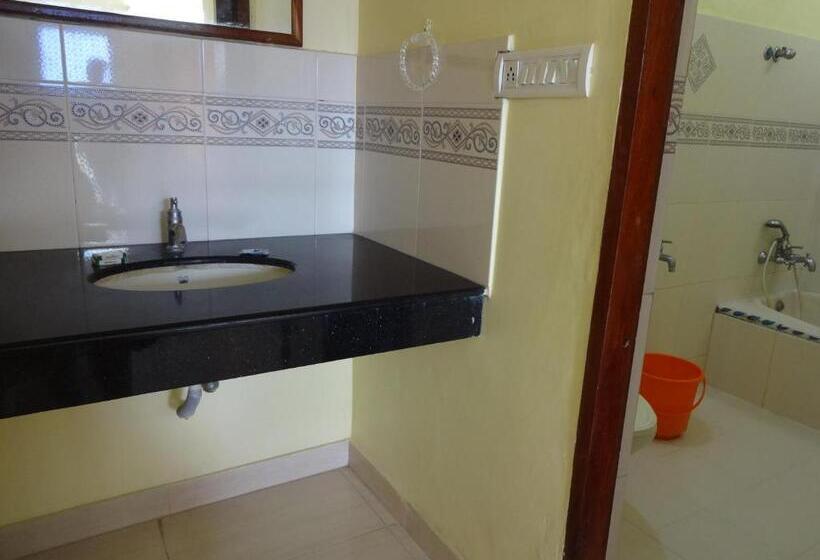 Hotel Sea View Palace The Beach