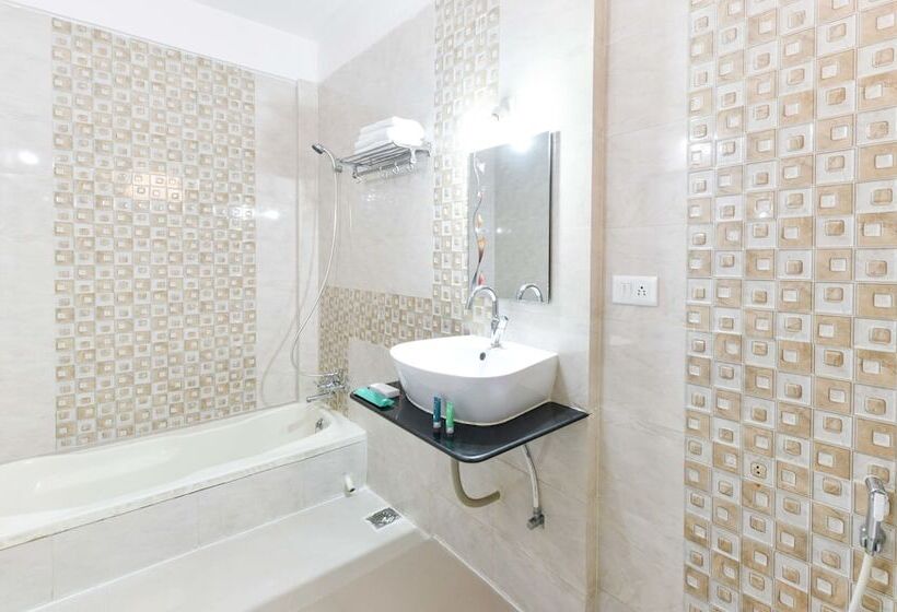 בית מלון כפרי Treebo Skylon