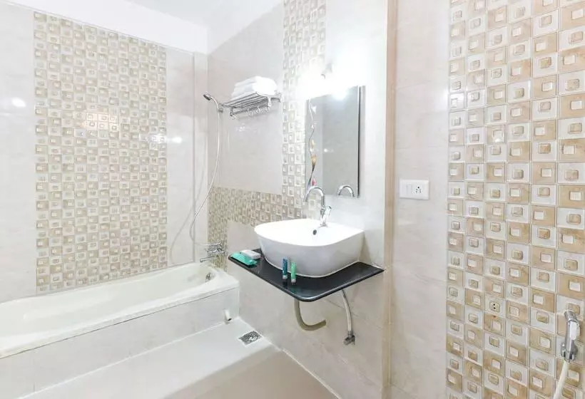 בית מלון כפרי Treebo Skylon