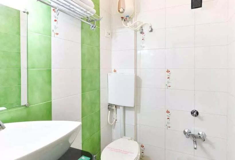 בית מלון כפרי Treebo Skylon