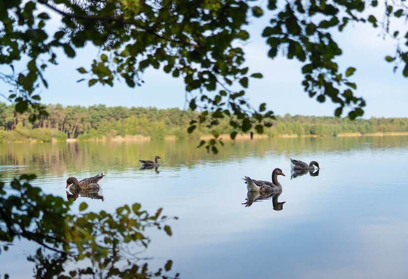 هتل Kempense Meren By Sunparks