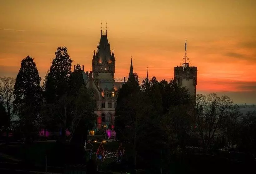 Отель Villa Von Sayn